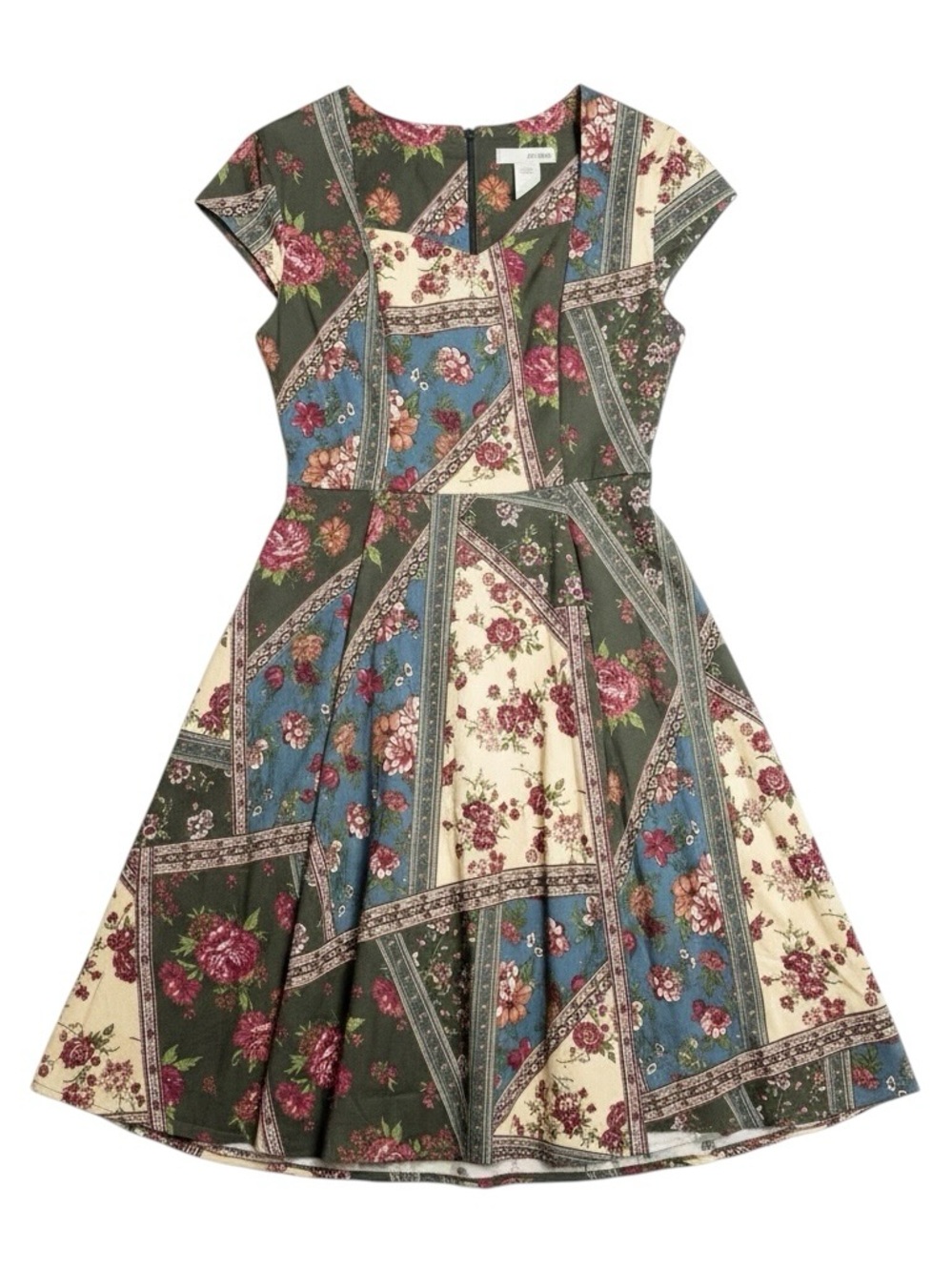 Eva Rose Floral Patchwork Dress Fit & Flare Cap
Sleeve Size Large